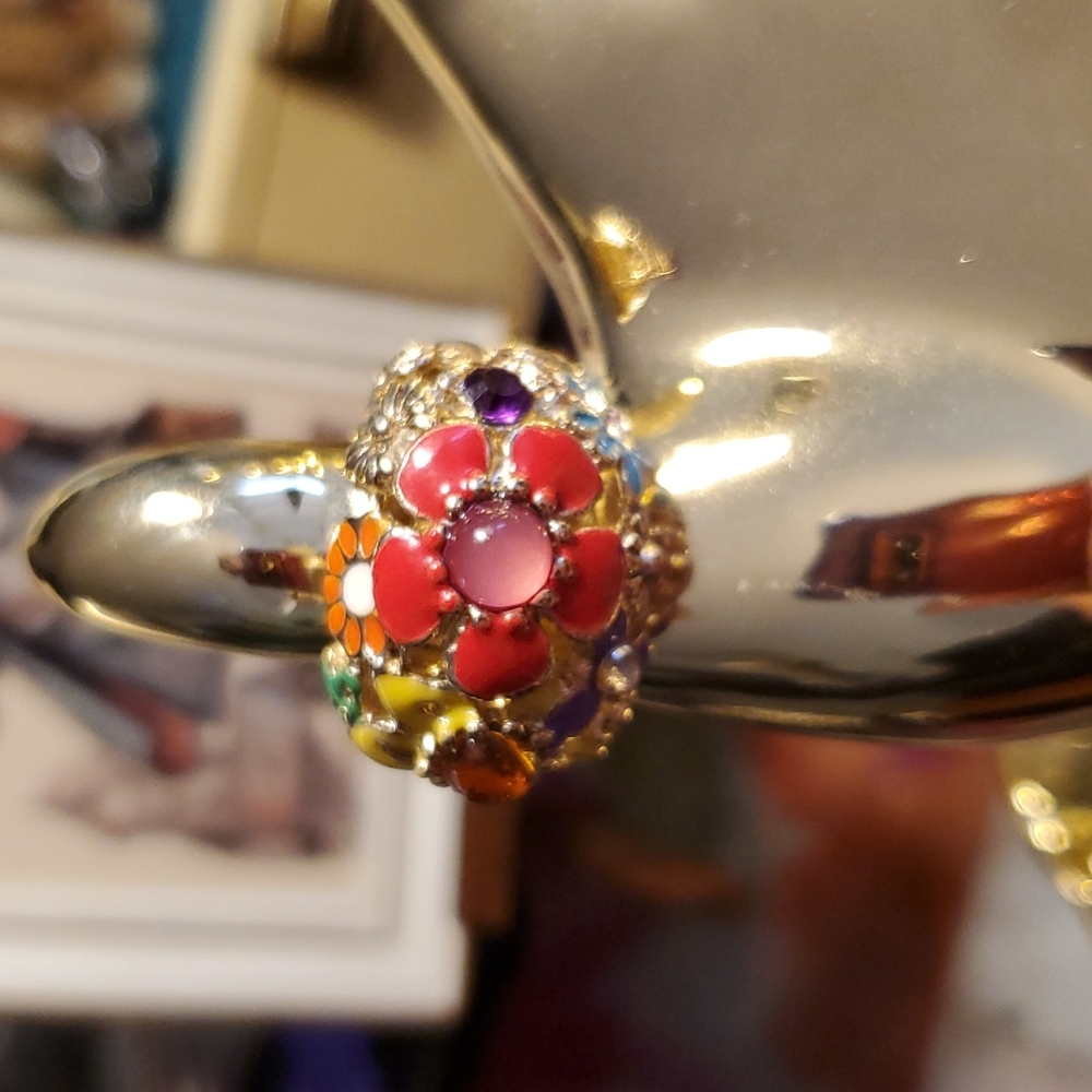 Chunky Floral Ring 💍 😍 💕